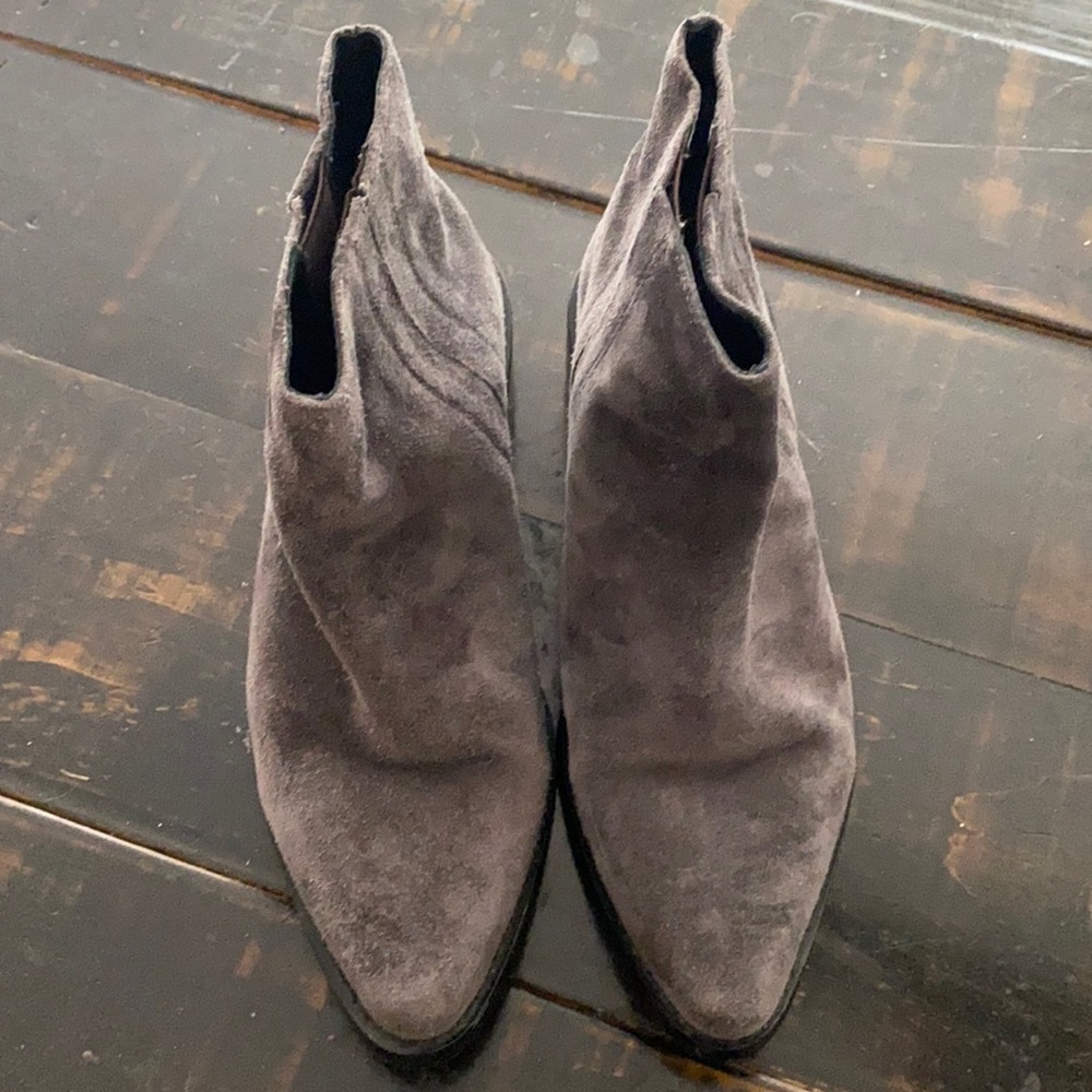 Grey suede/leather ankle boot - Picture 2 of 7